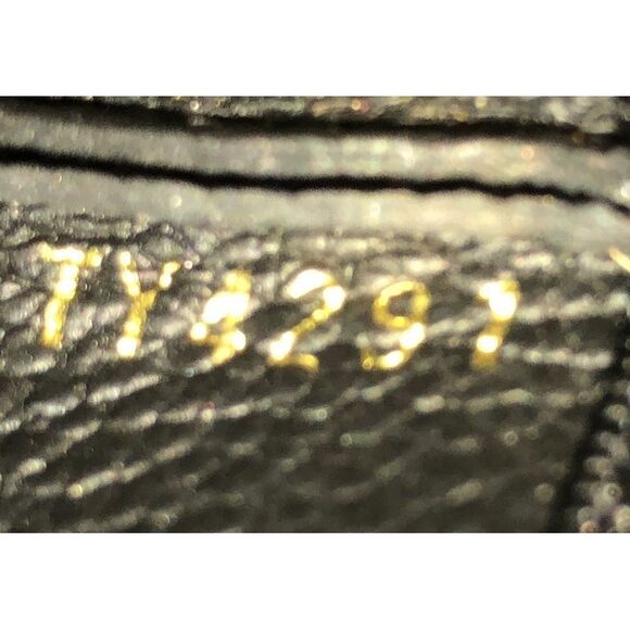 Louis Vuitton Key Pouch Bicolor Monogram Empreinte Giant Black - Picture 7 of 7